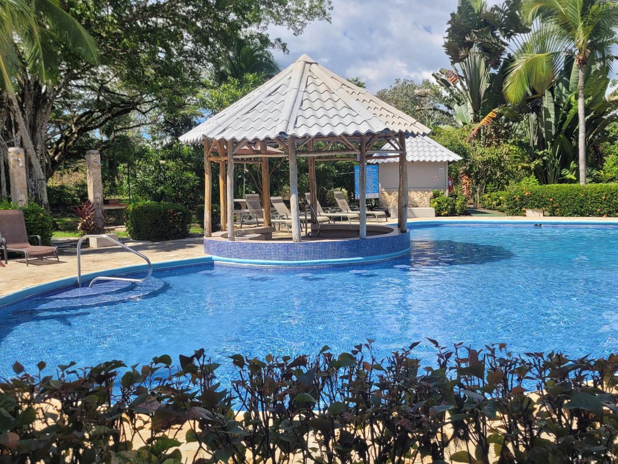 Tropical Bliss Pool Wi-Fi Bbq Near Quepos Manuel Antonio Appartement Buitenkant foto