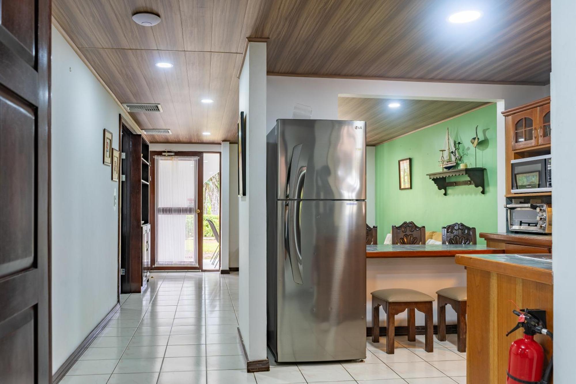 Tropical Bliss Pool Wi-Fi Bbq Near Quepos Manuel Antonio Appartement Buitenkant foto